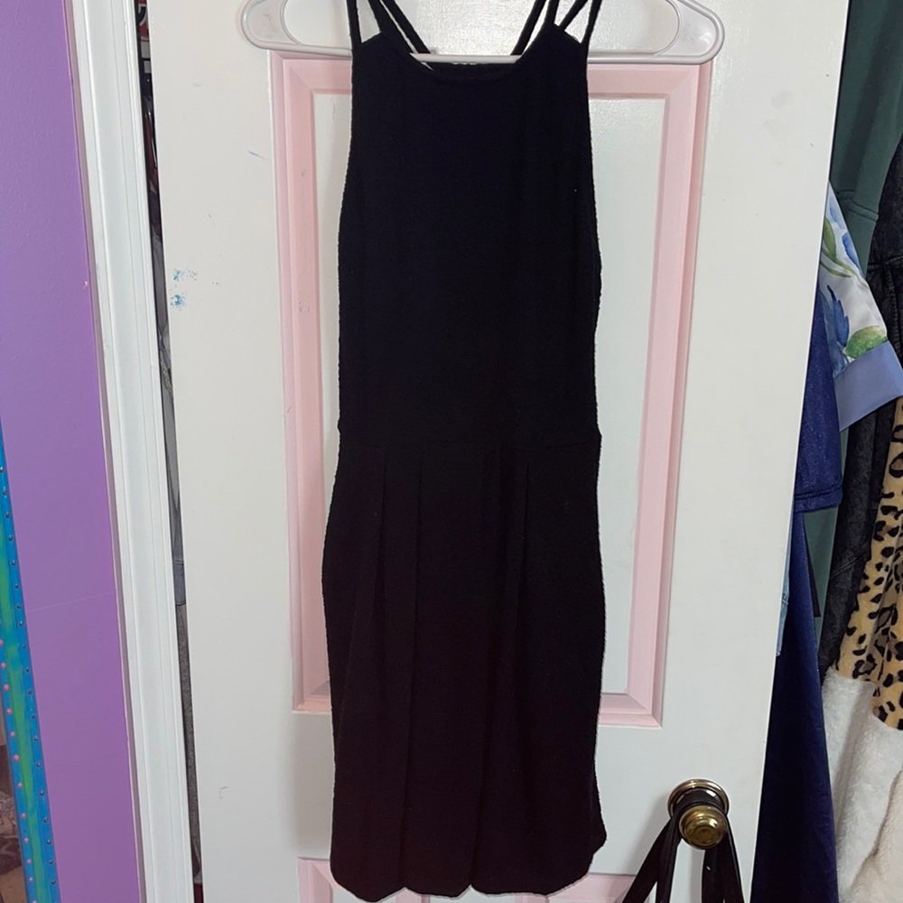 Black dress with pockets